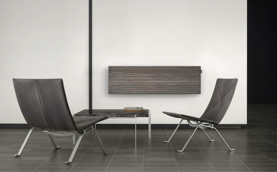 canvas-hifi-solo-on-wall-wood