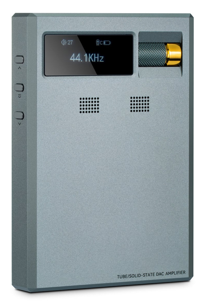 cayin-ru9-front-left-angle