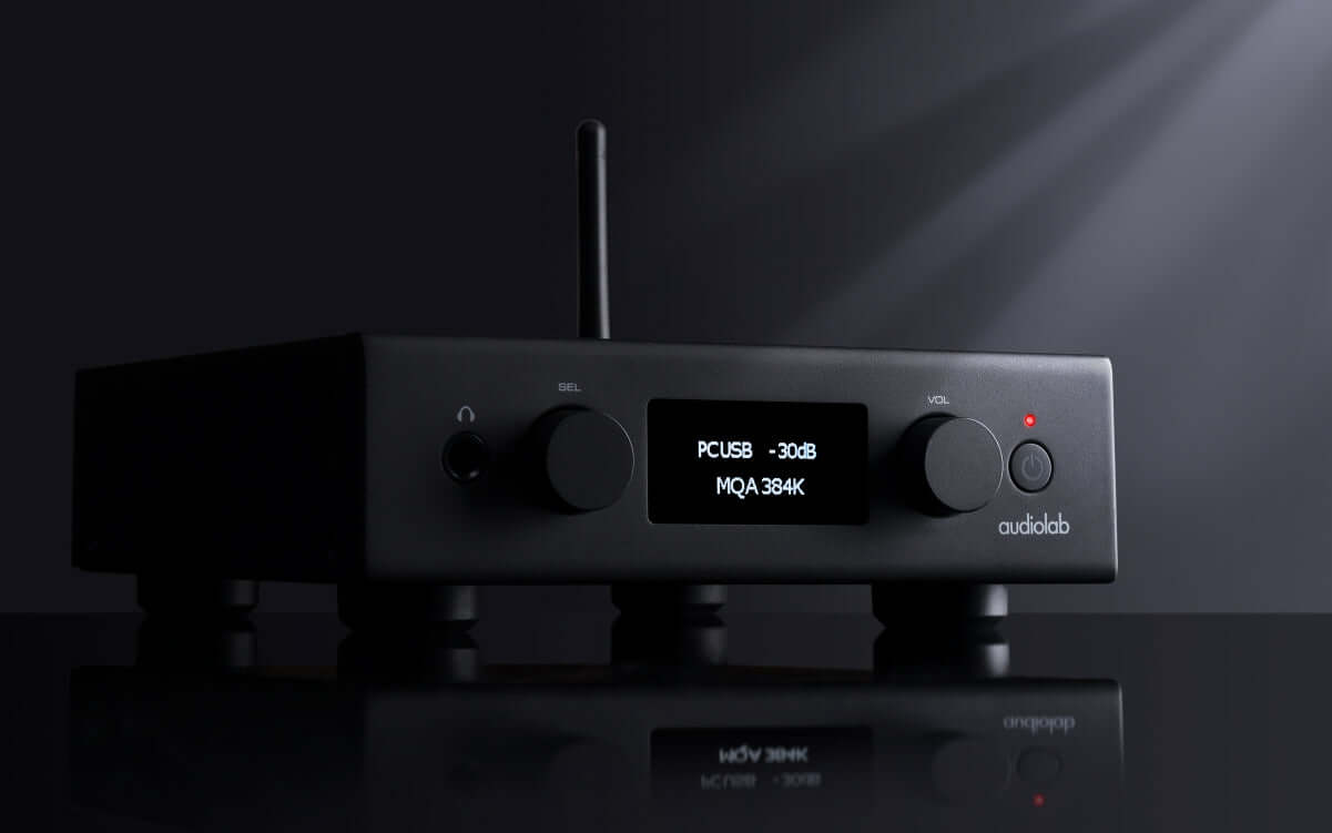 d7-black-angle