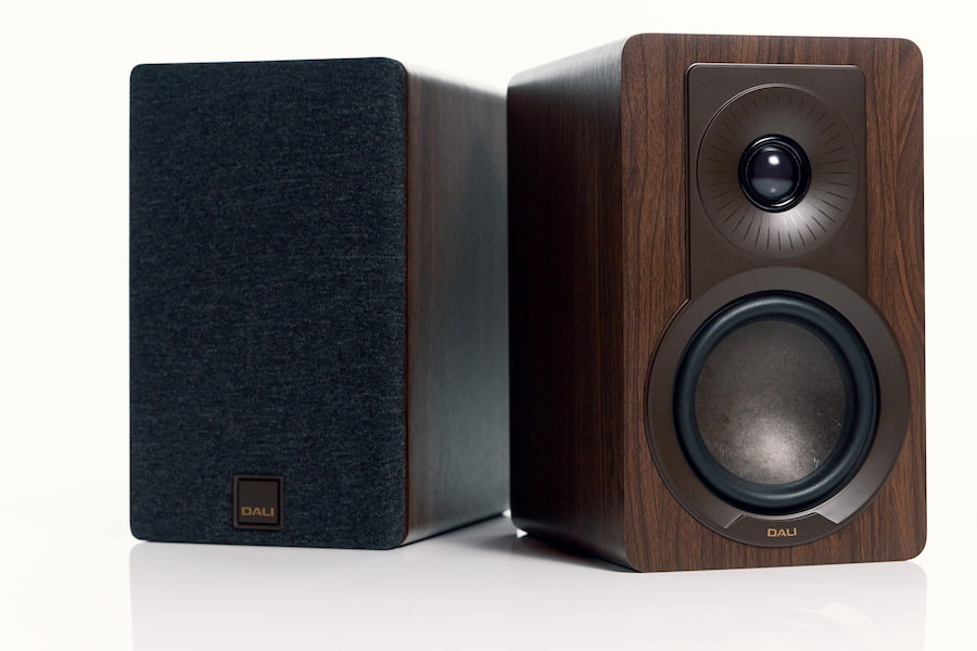 dali-kupid-speakers-dark-walnut