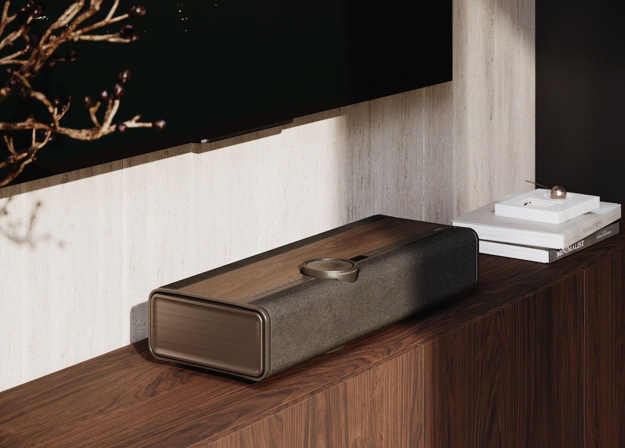 dali-vega-dark-oak-lifestyle