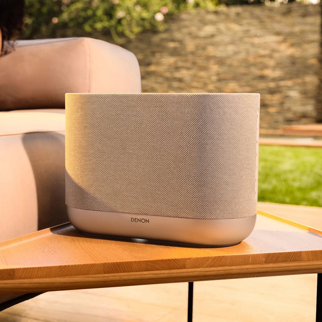 denon-home-400-white-lifestyle