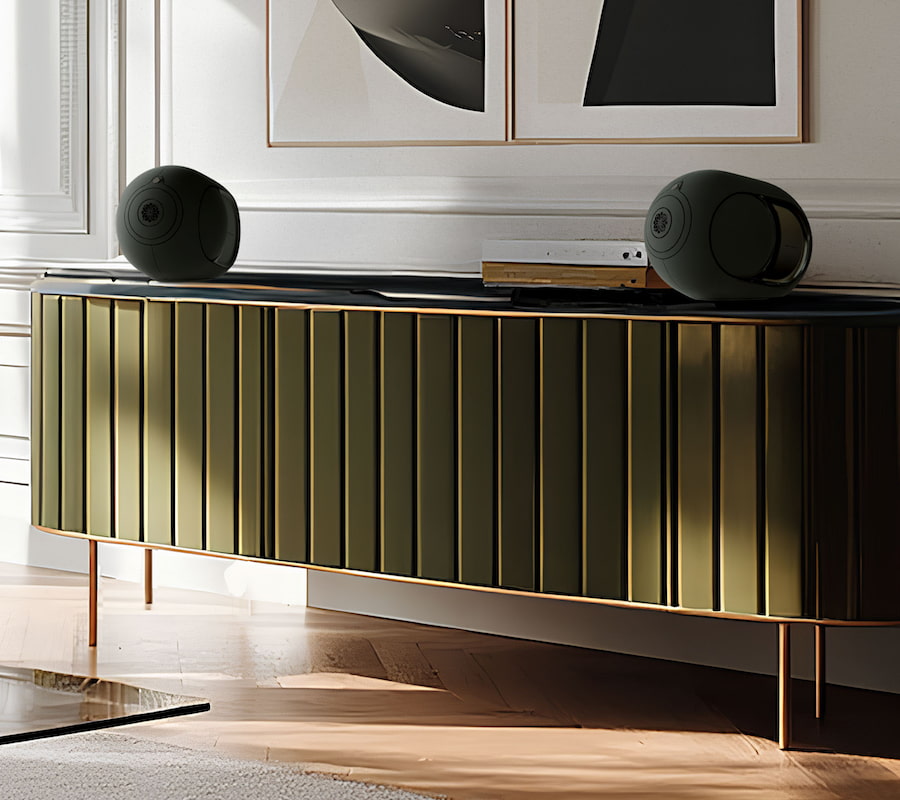 devialet-phantom-ultimate-108-db-wireless-speaker-tabletop-lifestyle