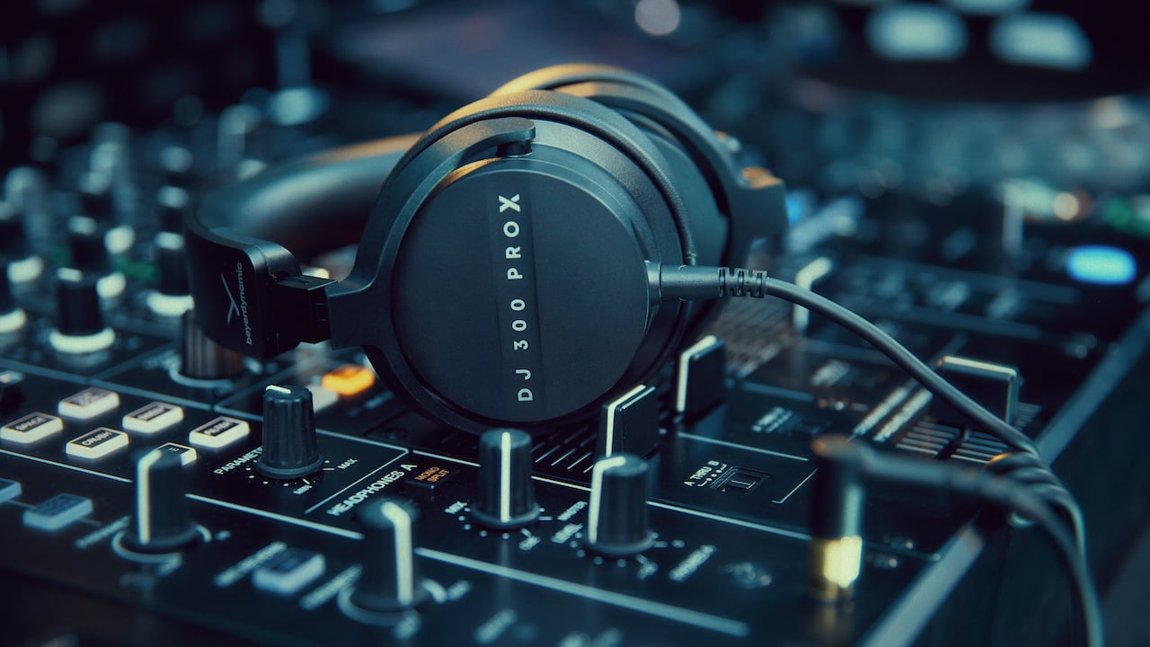 Beyerdynamic DJ 300 PRO X Headphones on Console