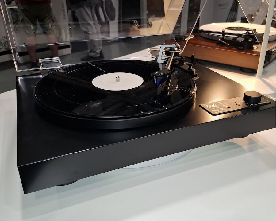Dual CS 629Q Turntable
