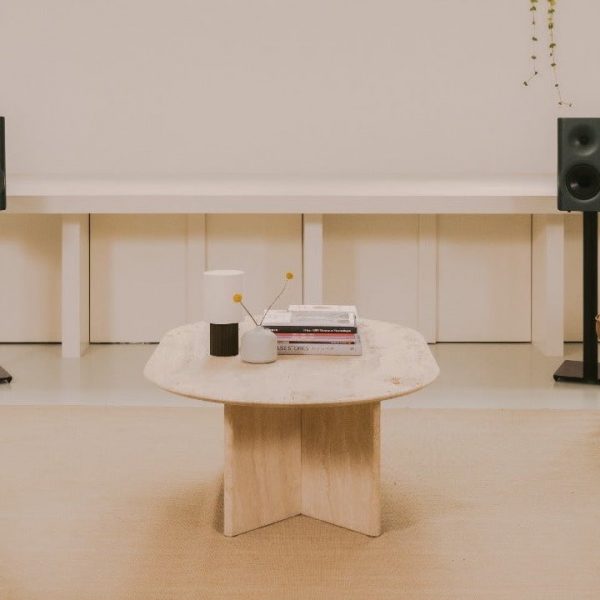 Dutch & Dutch 6c Active Speakers Lifestyle