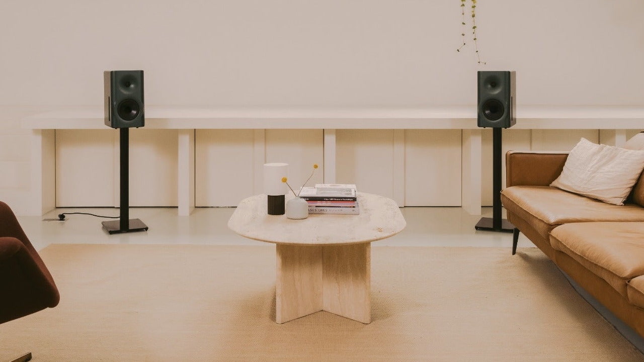 Dutch & Dutch 6c Active Speakers Lifestyle