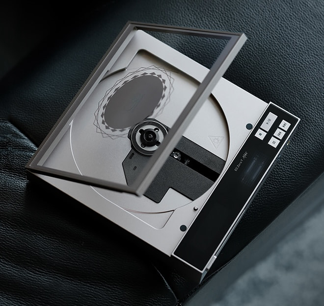 ec-zero-t-max-portable-cd-player-top-open