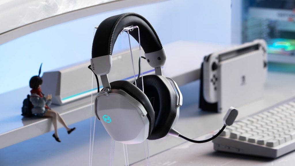 Edifier Hecate G5 MAX Wireless Gaming Headset