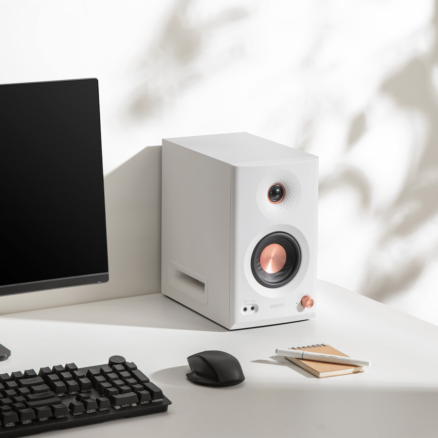 edifier-mr5-studio-monitor-white-right