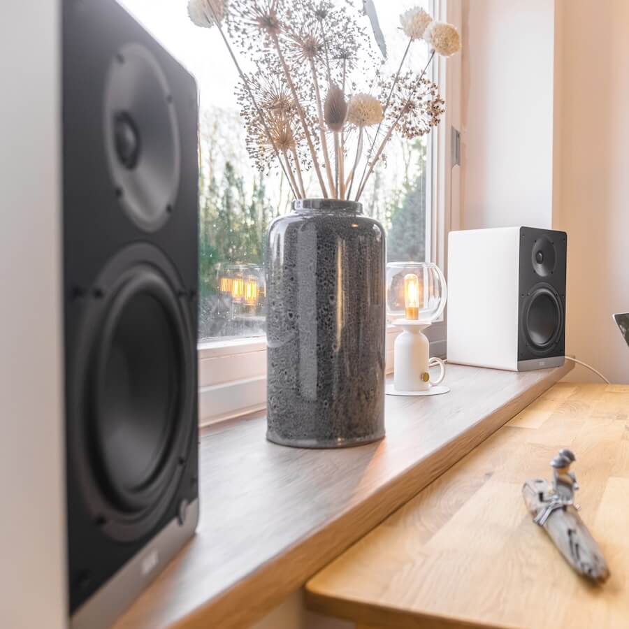 ELAC Debut ConneX DCB61 Wireless Speaker White Pair Lifestyle