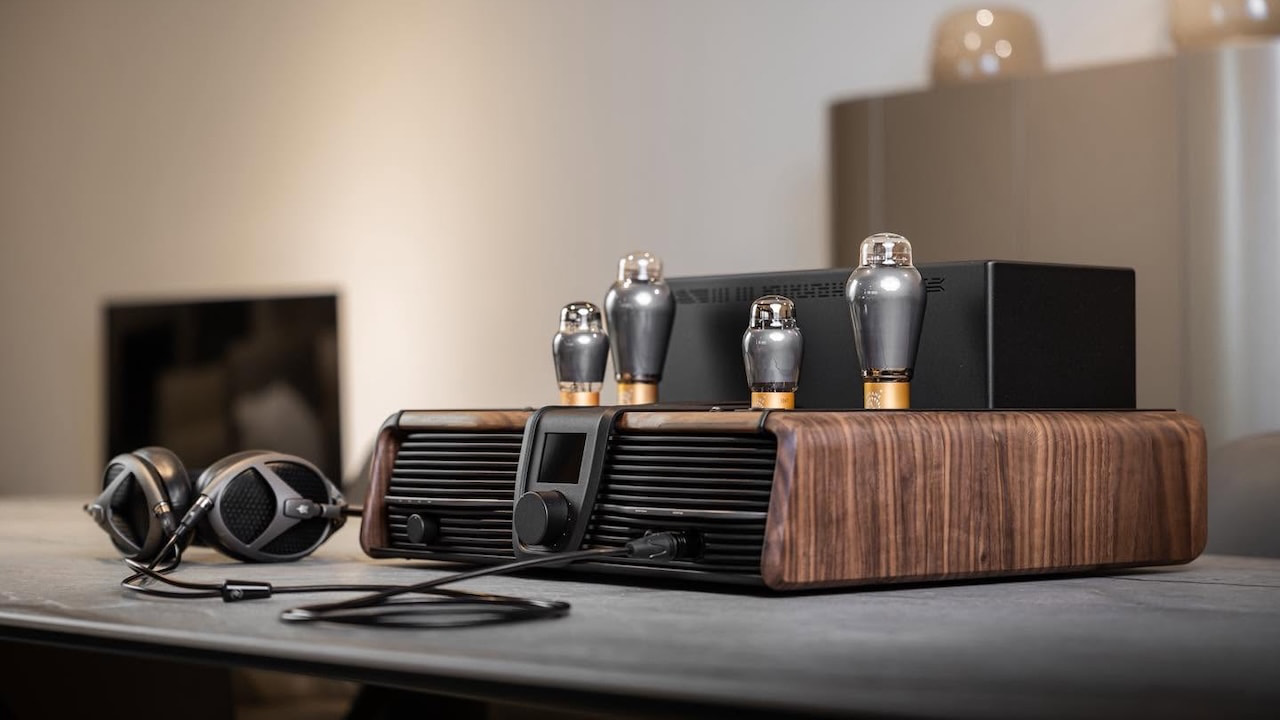 2026 Feliks Audio EOS Tube Amplifier Walnut Lifestyle with Meze Headphones