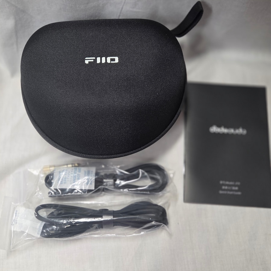 fiio-jt9-headphone-case-black