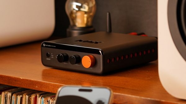 Fosi Audio BT20A MAX Desktop Amplifier with Bluetooth