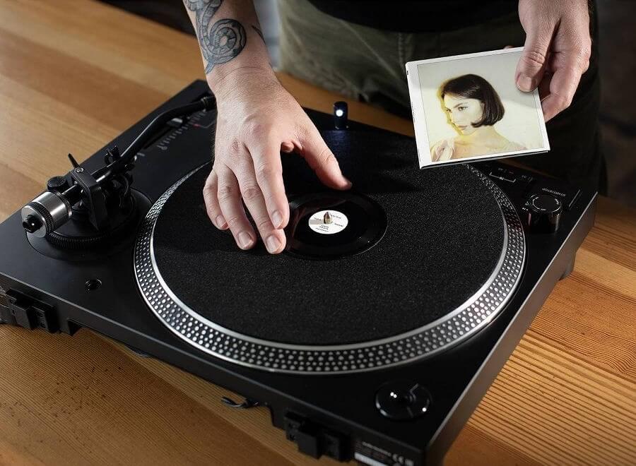 gracie-abrams-tiny-vinyl