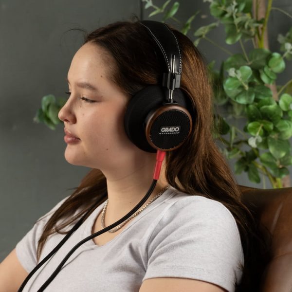 Grado Labs Signature S550 Open-back Headphones Lifestyle Woman