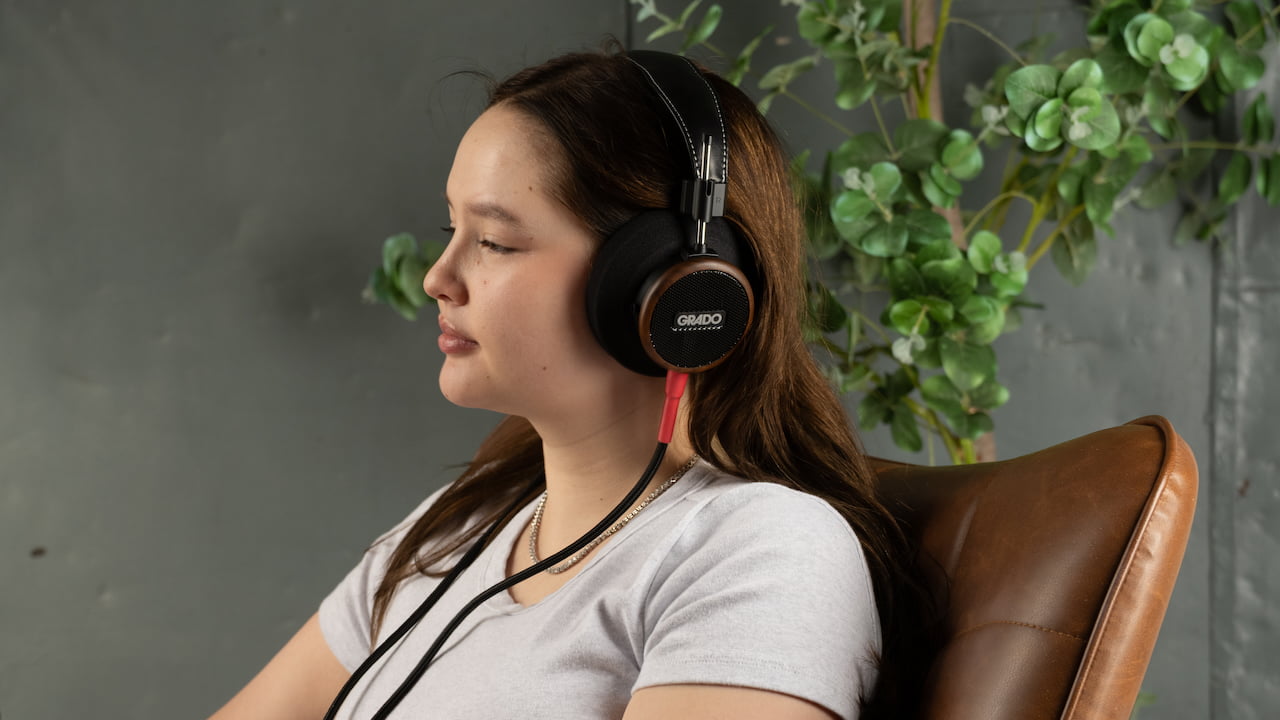 Grado Signature S550 Open-back Headphones Bring Warmer Tuning, Same Brooklyn Attitude