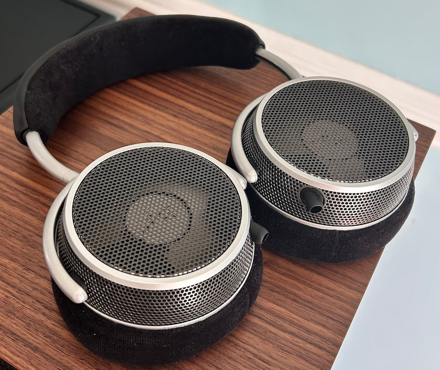 grell-oae2-headphones-face-down