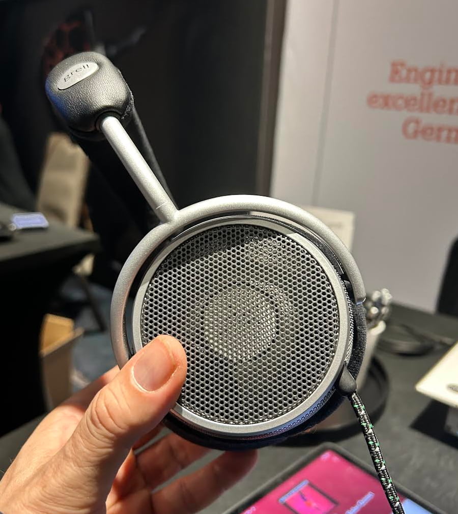 Grell OAE2 Headphones at CanJam NYC 2026