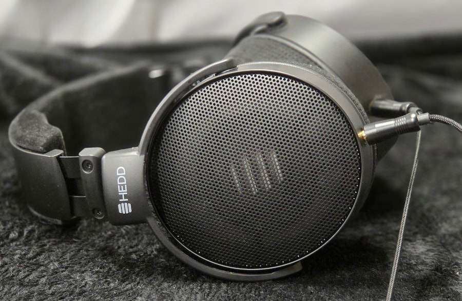 hedd-heddphone-d1-headphones-side