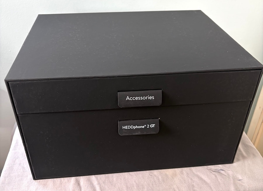 heddphone-two-gt-headphones-box
