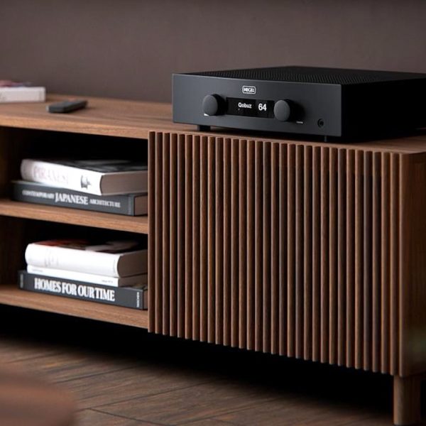 2026 Hegel H200 Integrated Streaming Amplifier Lifestyle Black