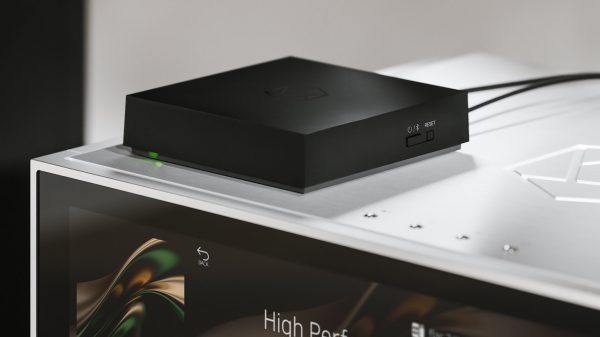 HiFi Rose RW800 Rose Air Lite Streaming Expansion Module Lifestyle Closeup