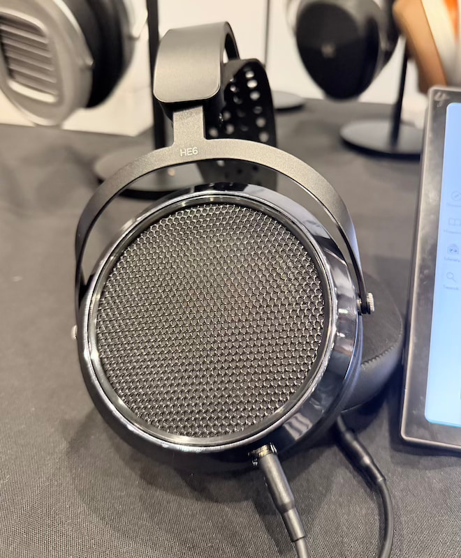 hifiman-he6-remastered-canjam-socal-2026