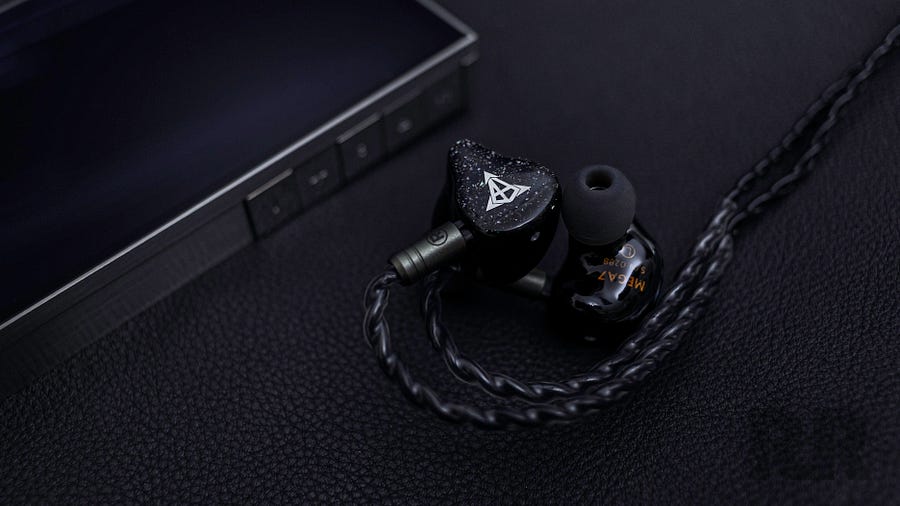 hisenior-mega7-iem-with-dap