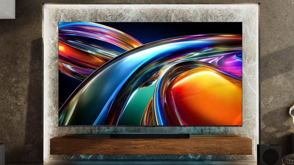 Hisense UR9 RGB MiniLED 100-inch TV Lifestyle