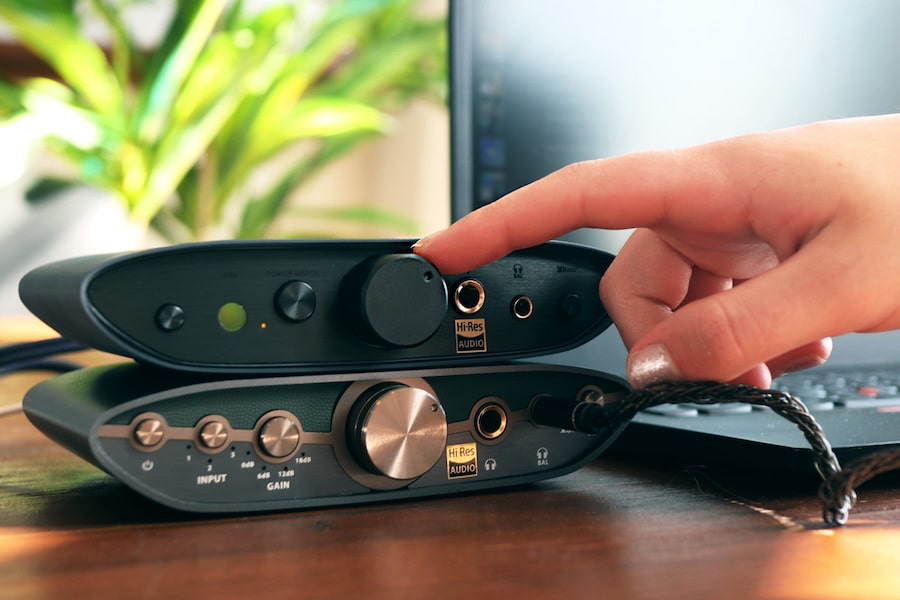 ifi-zen-air-dac-2-lifestyle