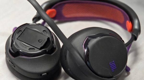 JBL Quantum 950x Wireless Gaming Headset with ear cup cover removed