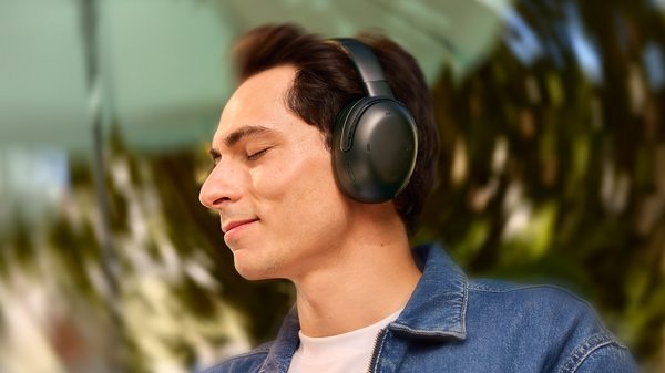 JBL Tour ONE M3 Wireless Headphones Lifestyle in Black