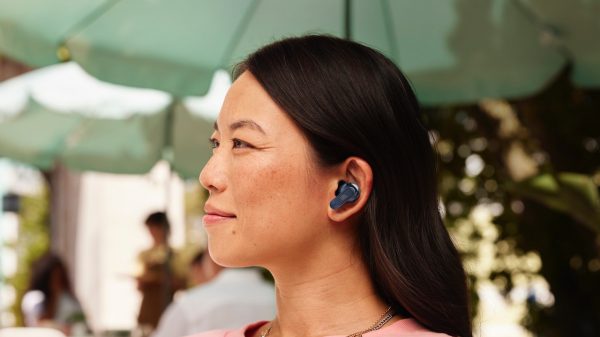 JBL Tour Pro 3 Wireless Earbuds Lifestyle in blue