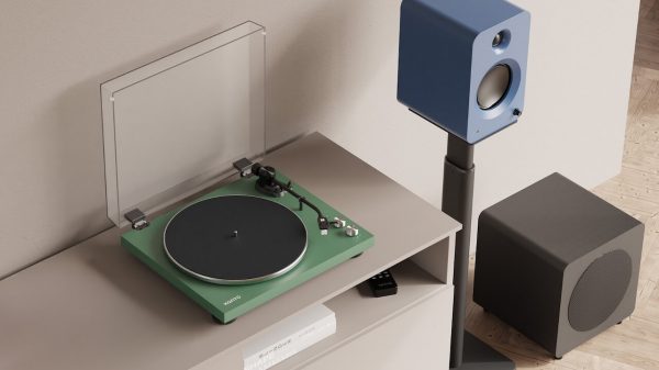 Kanto Audio Obi3 Green Bluetooth Turntable Audio System
