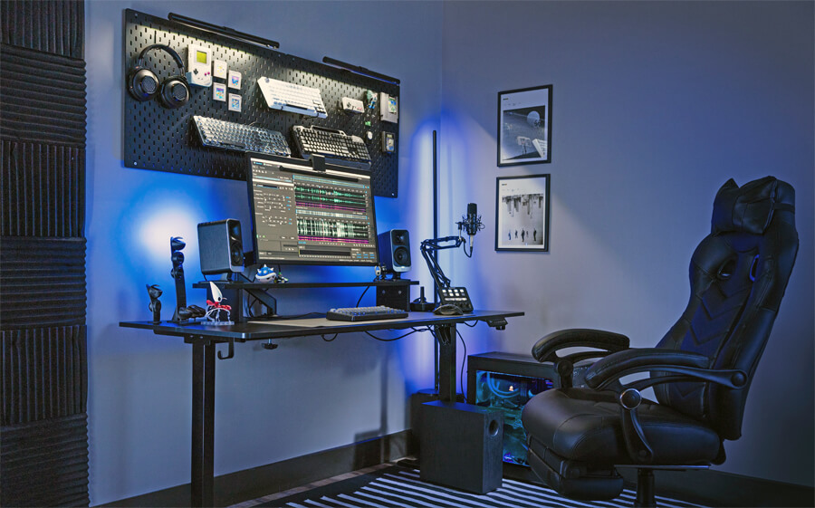 Klipsch ProMedia Lumina 2.1 Channel Desktop Speaker System Promo Image PC Workstation