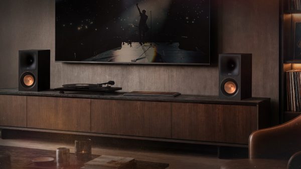 2026 Klipsch RP-500PM Powered Bookshelf Speakers