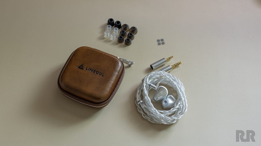 linsoul-avant-iem-accessories