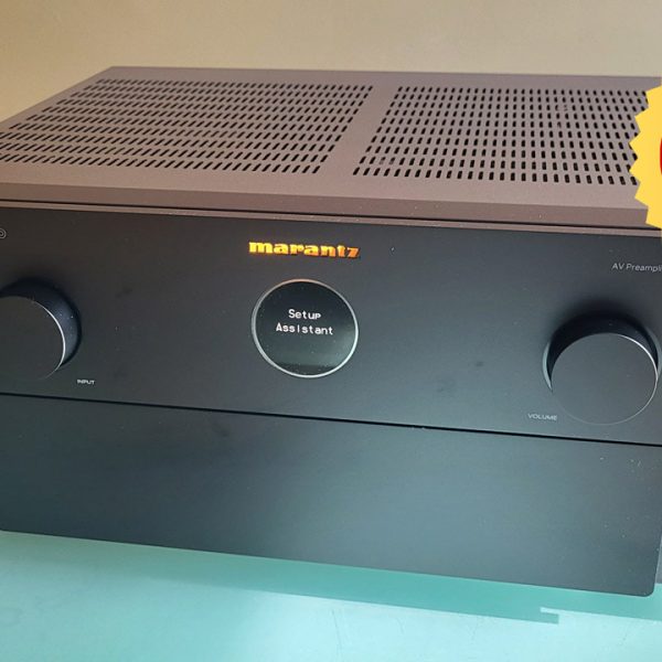 Marantz AV 30 Preamplifier Processor Editors' Choice 2026