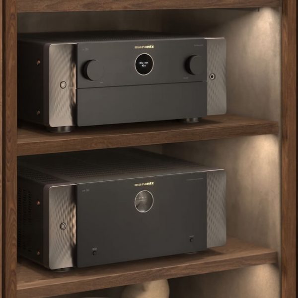 Marantz AV 20 Preamp (top) and AMP 20 (bottom) Amplifier Lifestyle