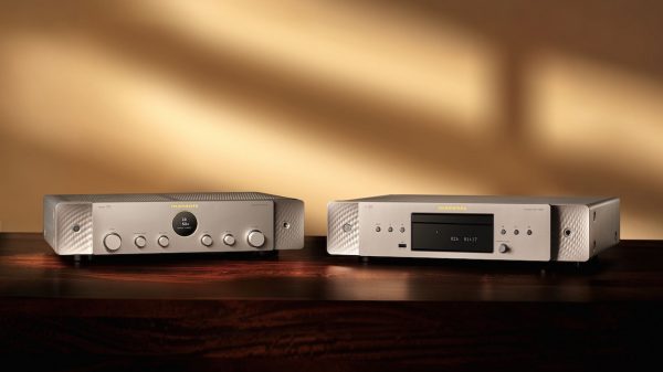 Marantz Model 70 Integrated Amplifier on the left and CD 70 on the right