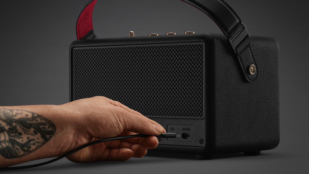 marshall-killburn-iii-rear-angle