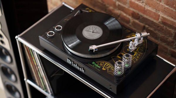 McIntosh MTI100 Sun Records Edition Integrated Turntable Top Angle View