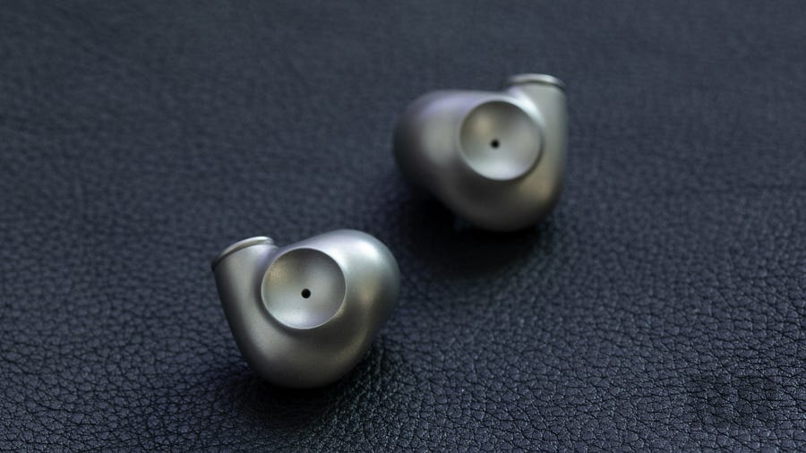 meze-astru-iems-exterior