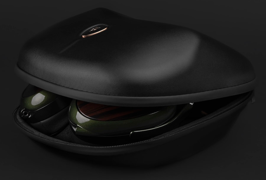 meze-audio-strada-headphones-inside-case