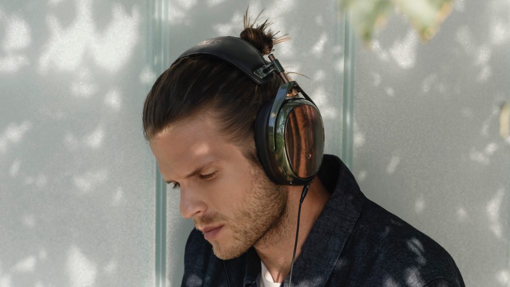 Meze Audio Strada Closed-back headphone lifestyle