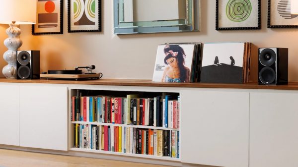 Monitor Audio Radius 3 4G Speakers in Black on Console