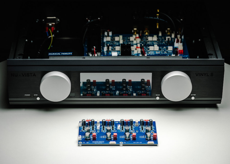 musical-fidelity-nu-vista-s-front-internal