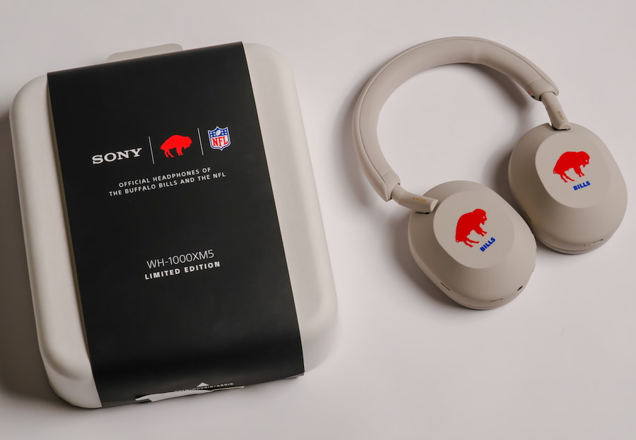 nfl-bills-sony-wh1000xm5