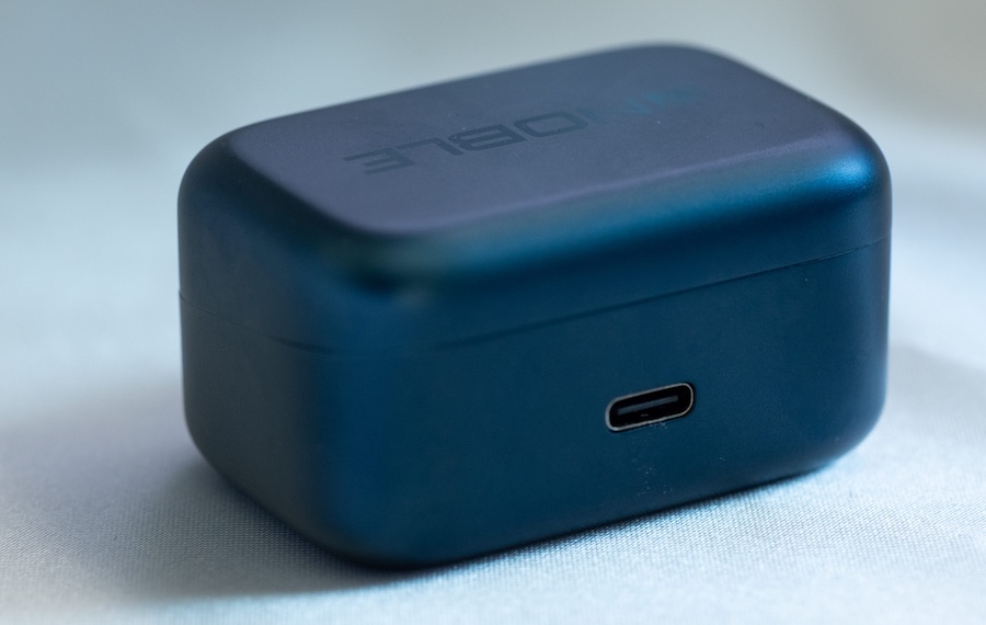 Noble Osprey Wireless Earbuds Charging Case Closed
